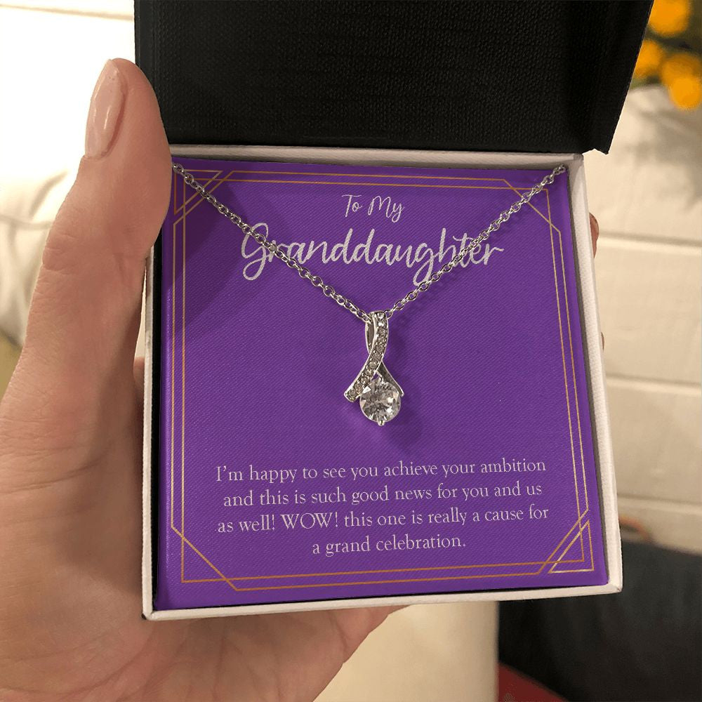 Achieve Your Ambition alluring beauty necklace in hand