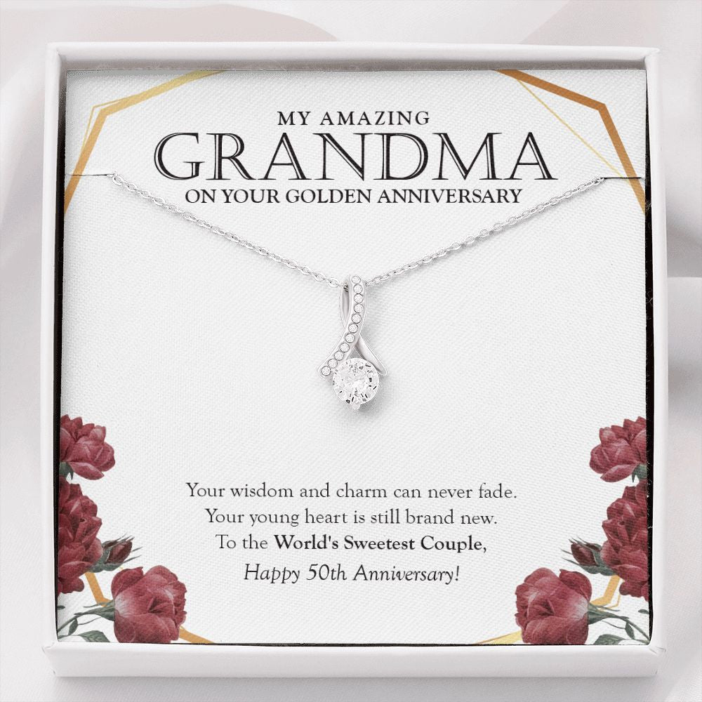 World's Sweetest Couple alluring beauty necklace front