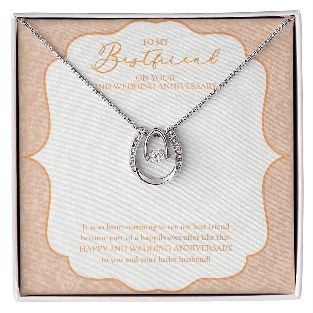 Heart-Warming horseshoe necklace front