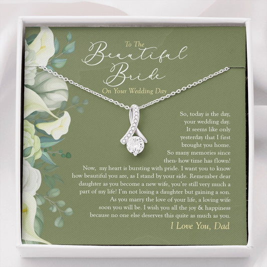 A Loving Wife Soon alluring beauty necklace front