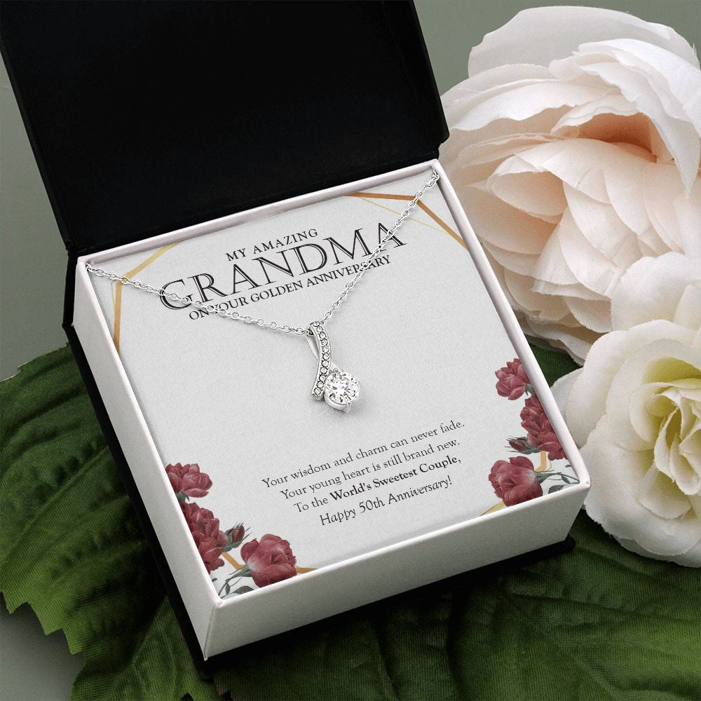 World's Sweetest Couple alluring beauty pendant white flower