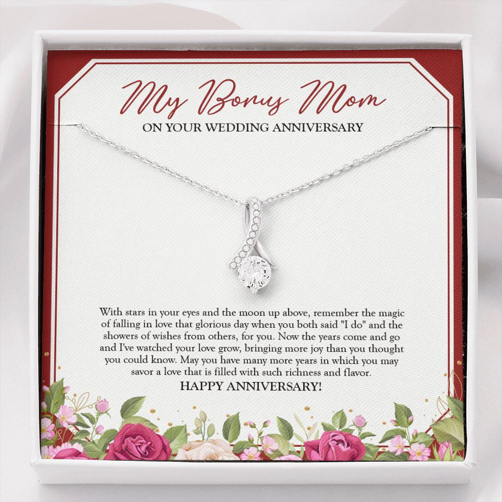 Magic Of Falling In Love alluring beauty necklace front