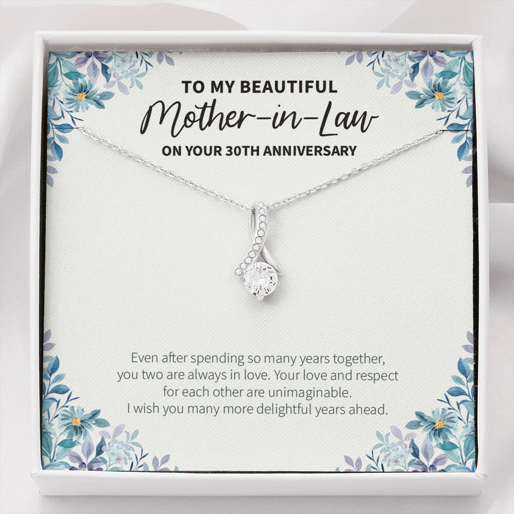 Always In Love alluring beauty necklace front