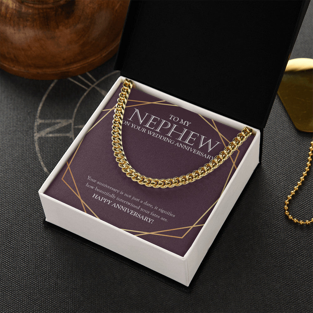 Intertwined Fate cuban link chain gold box side view