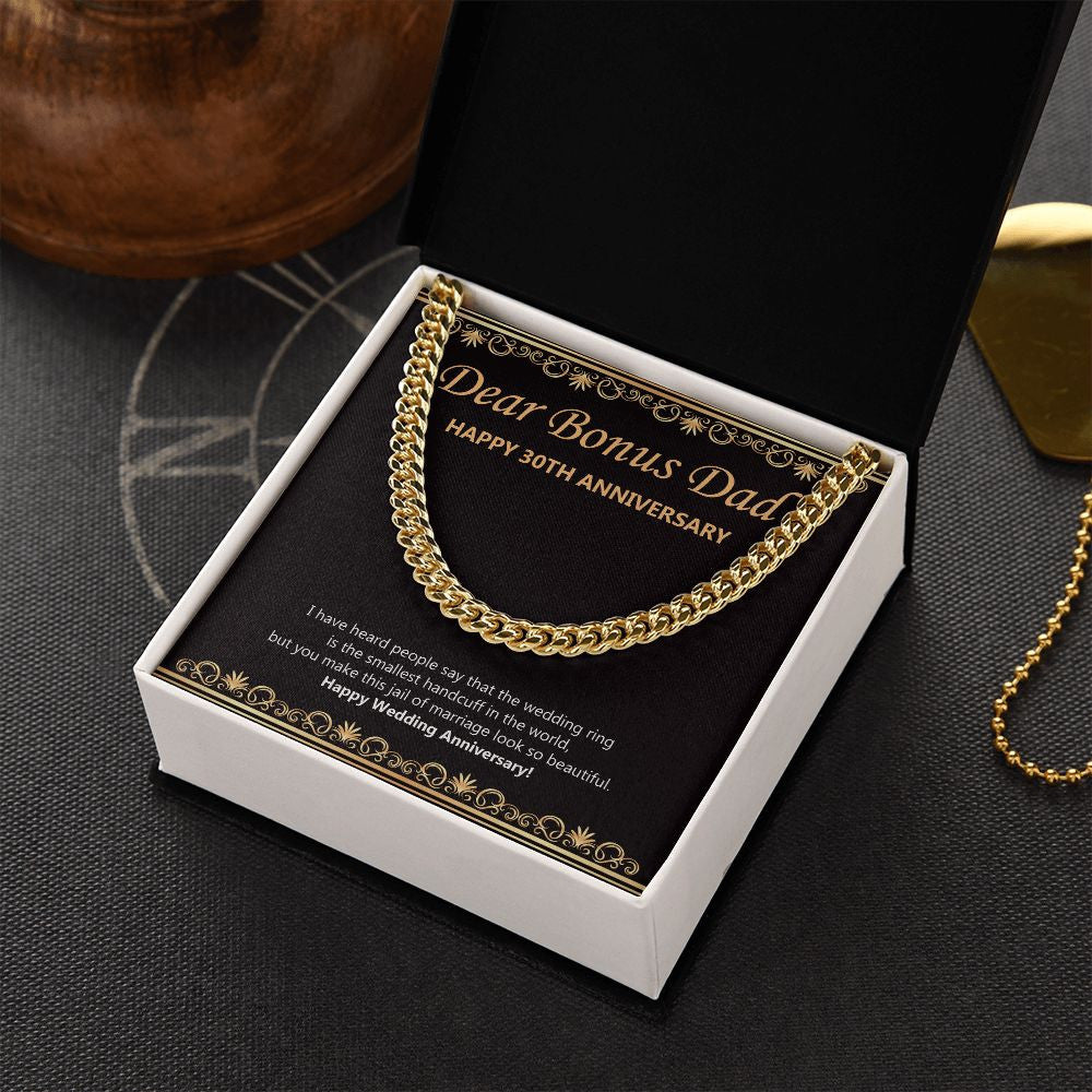 The Smallest Handcuff cuban link chain gold box side view