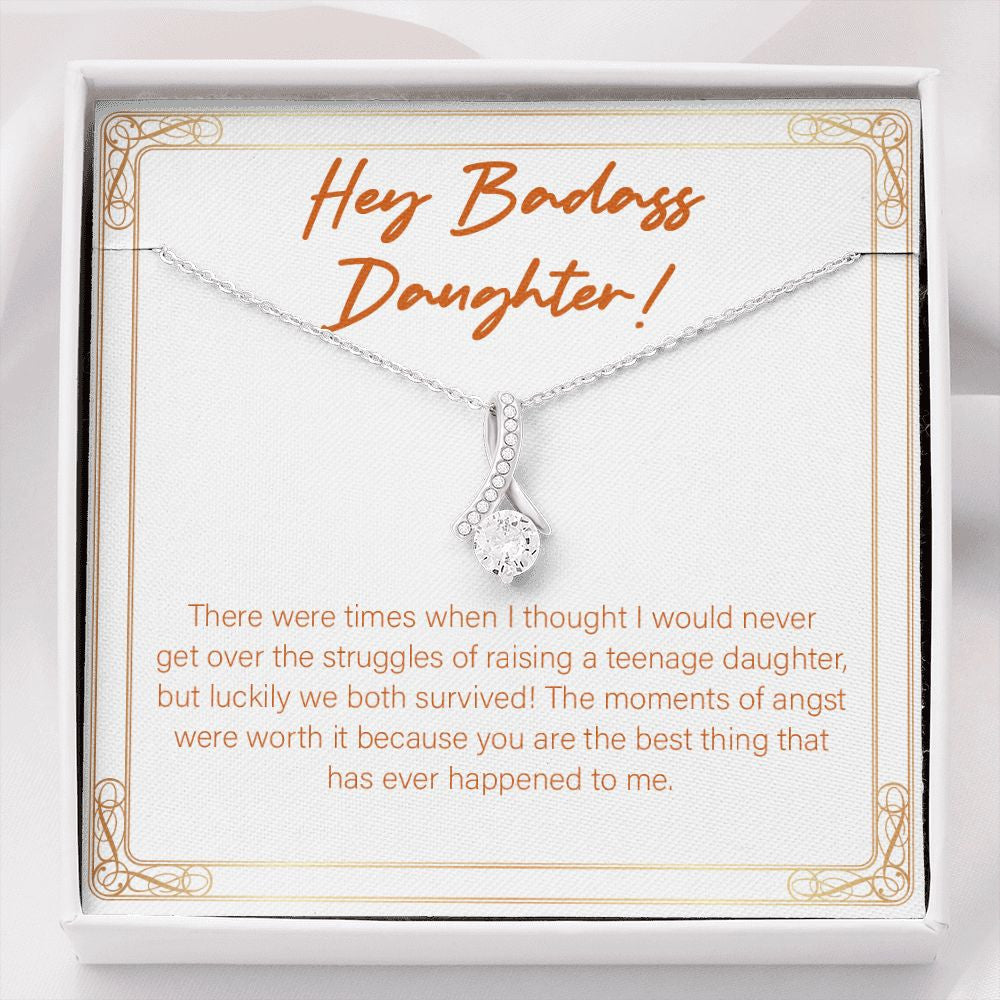 Best Thing That Happened alluring beauty necklace front