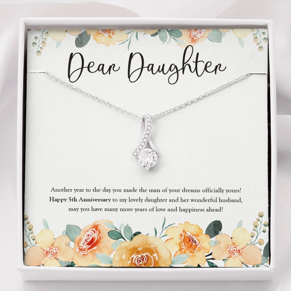 Officially Yours, Man Of Your Dreams alluring beauty necklace front