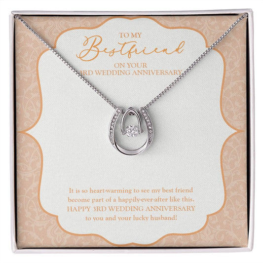 My Best Friend horseshoe necklace front