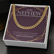 Load image into Gallery viewer, Intertwined Fate cuban link chain gold standard box
