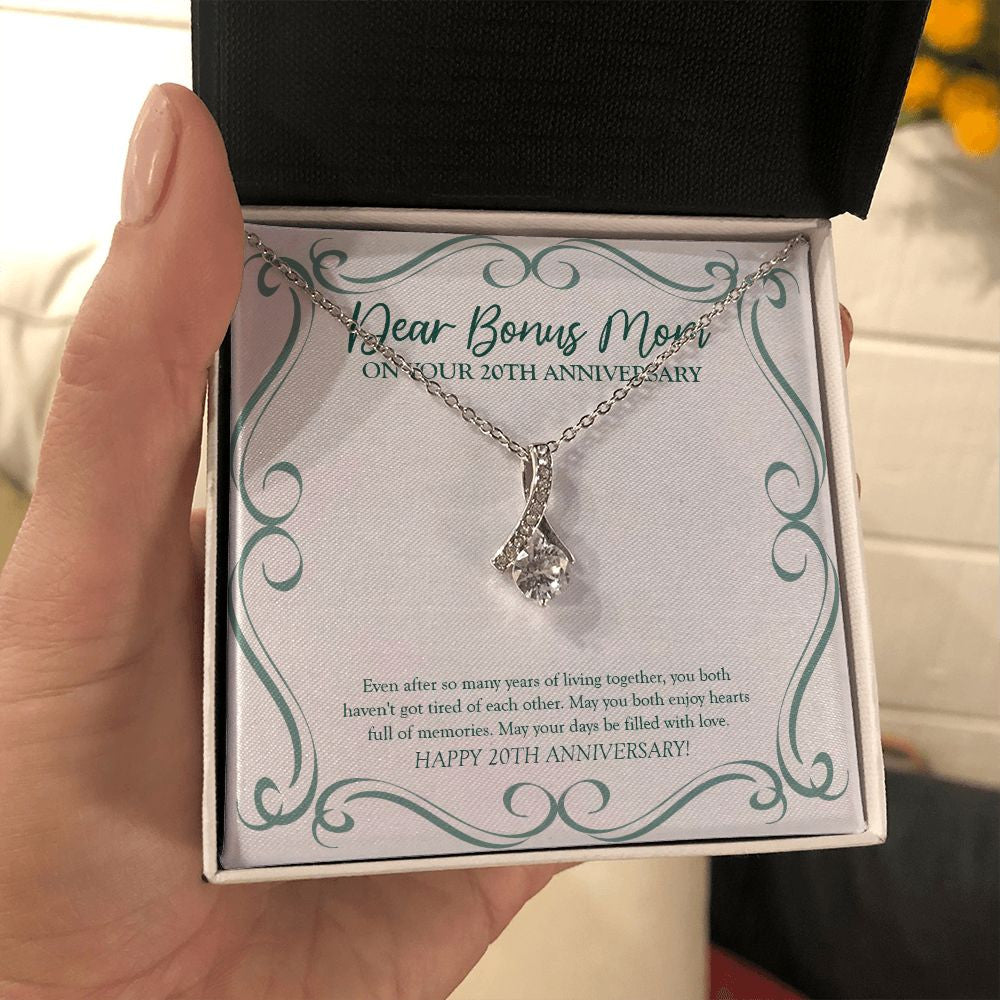 Days Be Filled With Love alluring beauty necklace in hand