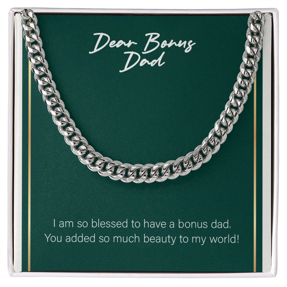 Added So Much Beauty cuban link chain silver front